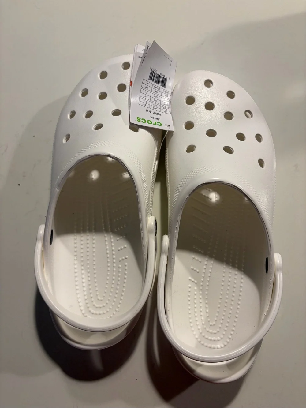 Crocs men’s Classic Clog in White